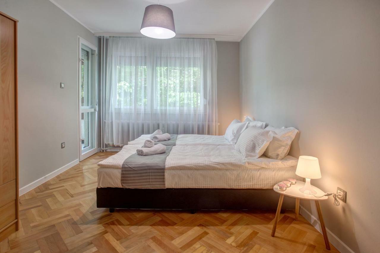 Spacious Flat Close To The American Embassy Sofia Bagian luar foto