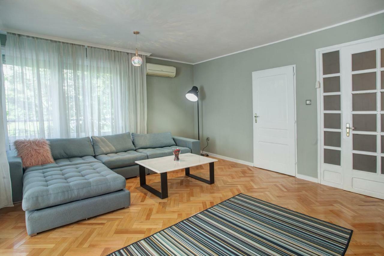 Spacious Flat Close To The American Embassy Sofia Bagian luar foto