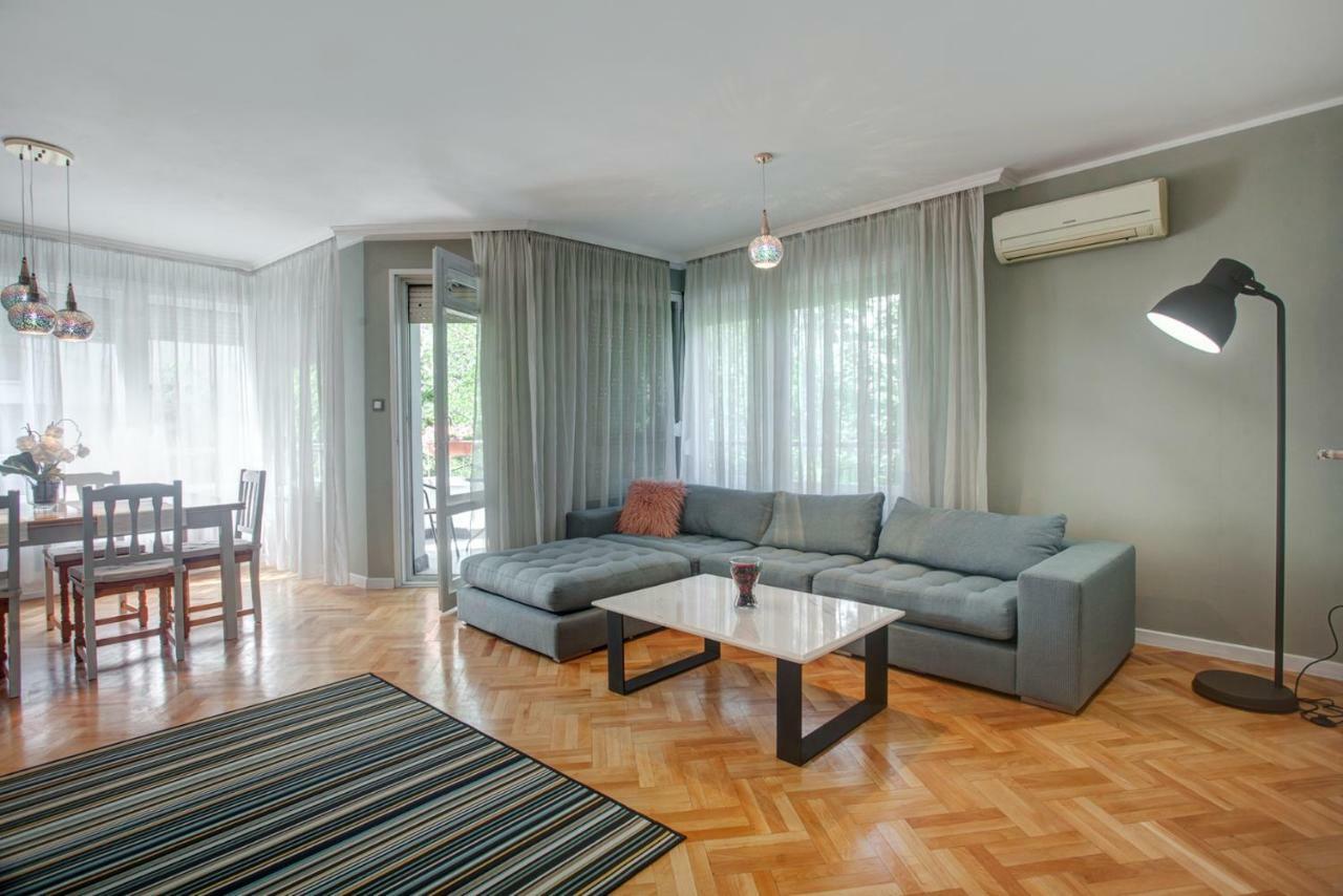 Spacious Flat Close To The American Embassy Sofia Bagian luar foto