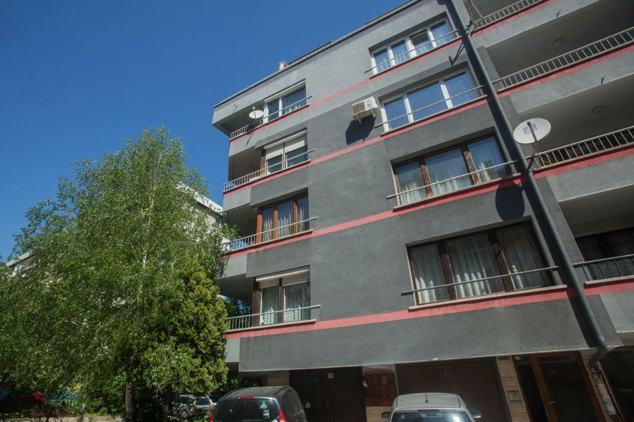 Spacious Flat Close To The American Embassy Sofia Bagian luar foto
