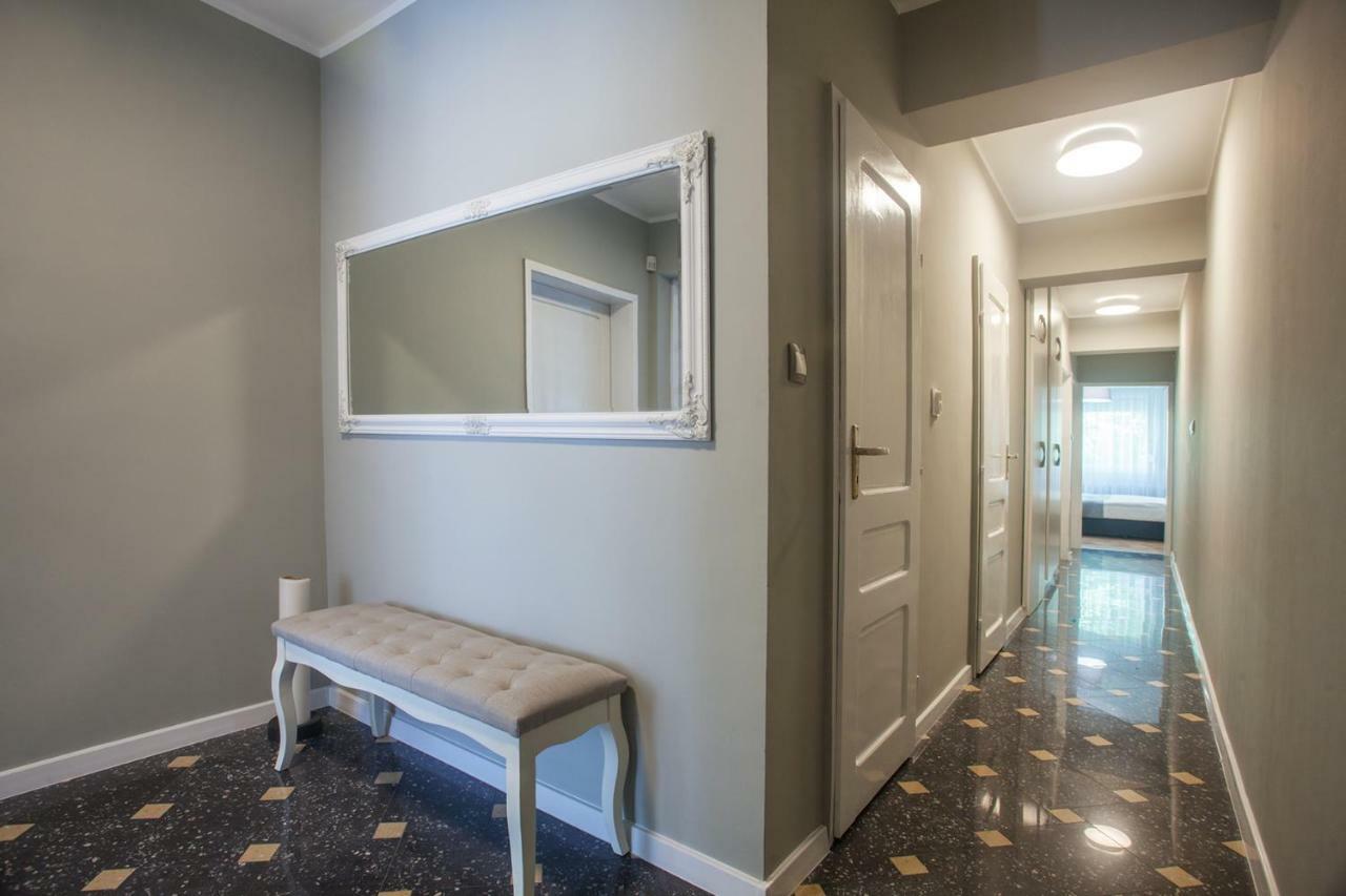Spacious Flat Close To The American Embassy Sofia Bagian luar foto
