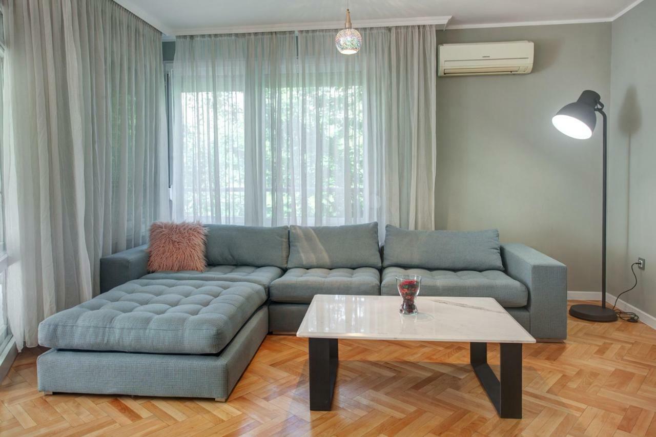 Spacious Flat Close To The American Embassy Sofia Bagian luar foto