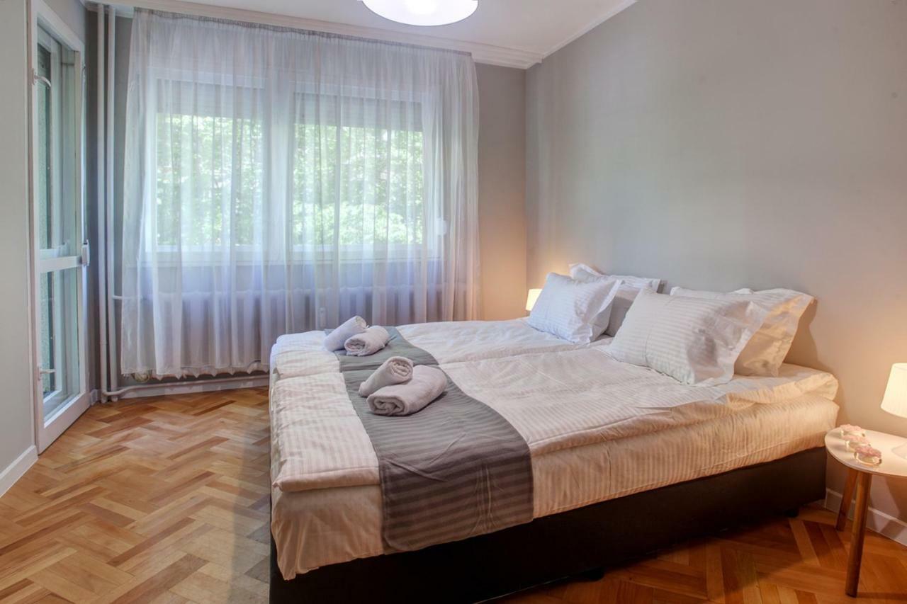 Spacious Flat Close To The American Embassy Sofia Bagian luar foto